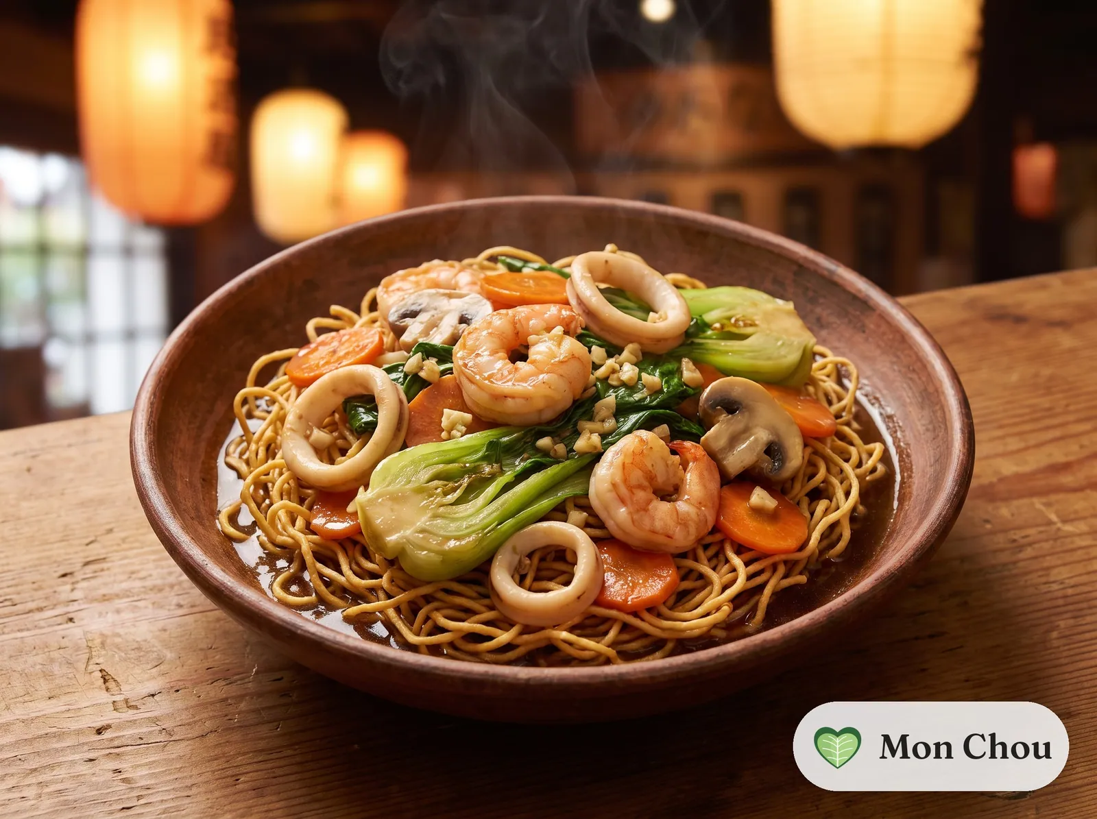 Nouilles croustillantes aux fruits de mer